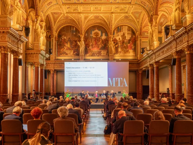 Turkish Young Academy at the Hungarian Academy of Sciences' 200th Anniversary Celebrations